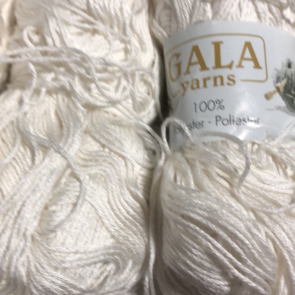 11+ 🌸NEW🌸. YARN ALL WHITE Or Tangled re-Banded - Picture 2 of 8